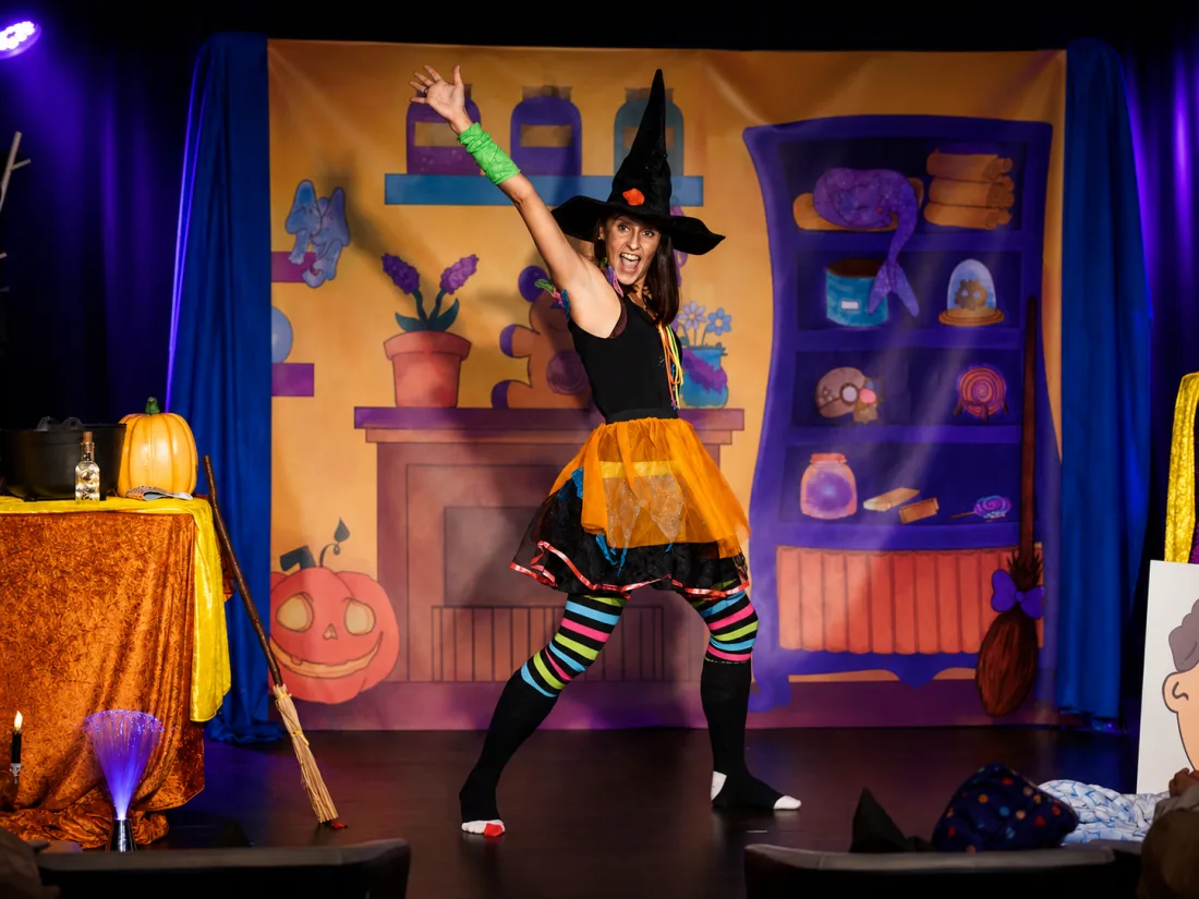 La petite sorcière — spectacle jeune public à la Comédie du Finistère